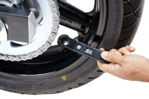 Digital tire gauge PUIG črna